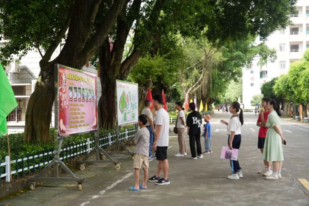 夢想起航 未來可期 | 陽春市實(shí)驗(yàn)中學(xué)開展2024年秋季七年級(jí)新生注冊(cè)工作-陽春敏學(xué)網(wǎng)